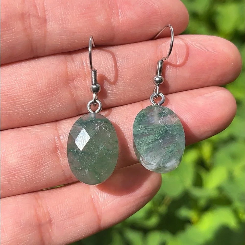 Stainless steel faceted moss‎ agate earrings B